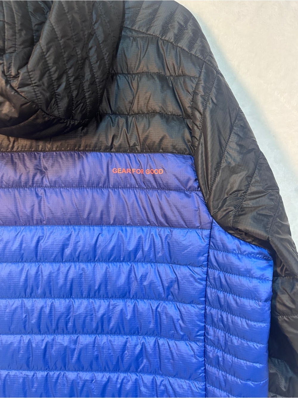 Cotopaxi - Capa Insulated Hooded Jacket Men's - Size XLarge - Black Blue Purple - Picture 7 of 10